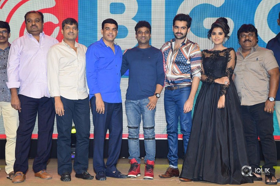 Hello-Guru-Prema-Kosame-Movie-Pre-Release-Event-Photos